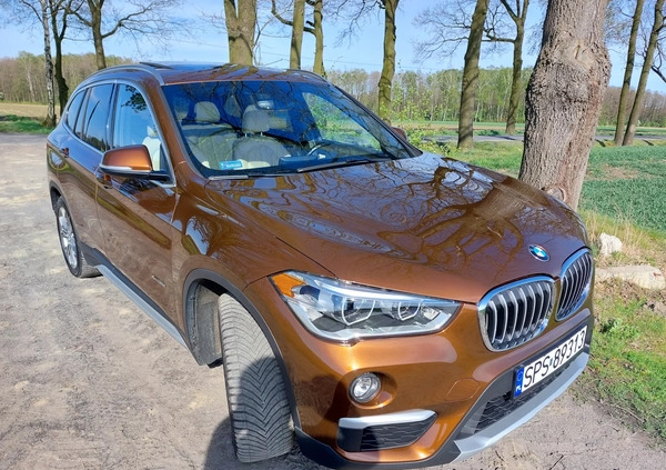 BMW X1 cena 83900 przebieg: 92000, rok produkcji 2016 z Pszczyna małe 704